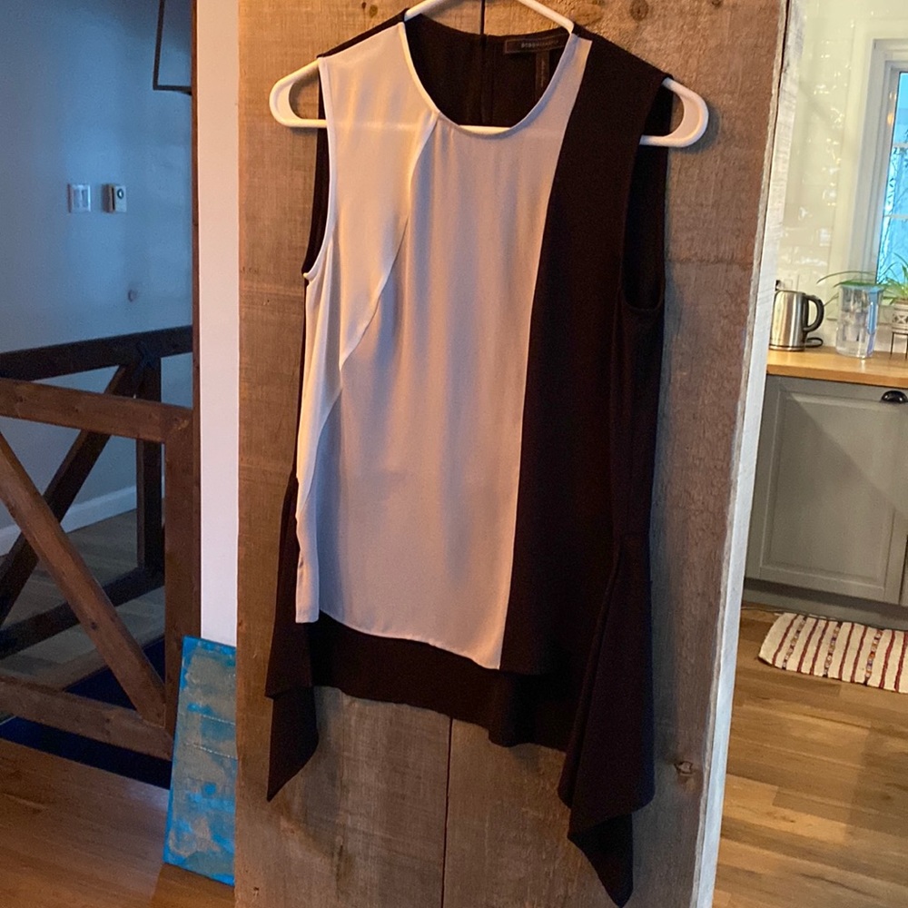 BCBG top